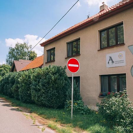 Alisa Apartments Kostomlaty nad Labem Luaran gambar